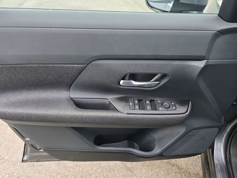 New 2026 Nissan Kicks SV w/ SV Premium Package image 15