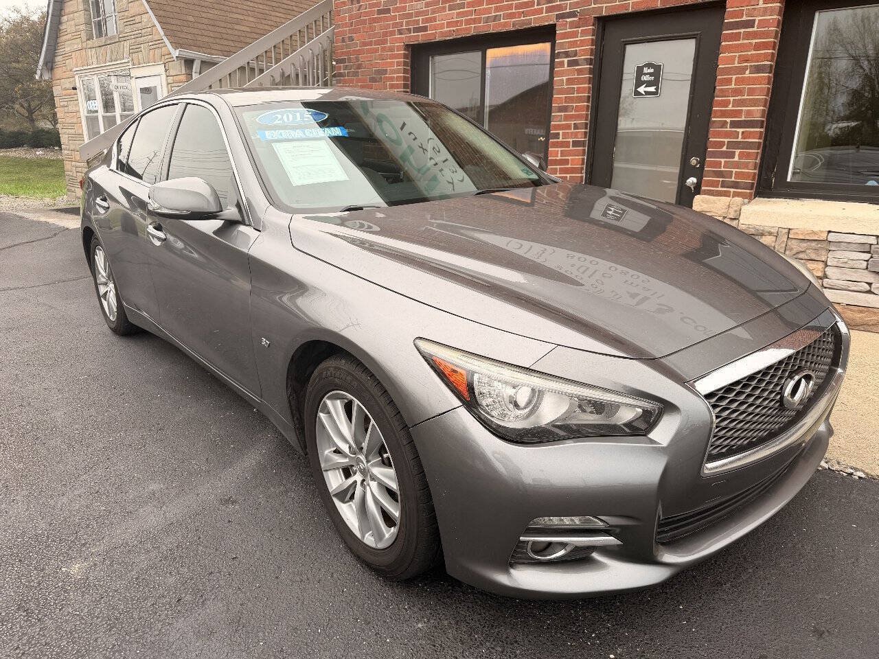 Used 2015 INFINITI Q50 Premium w/ Navigation Package AWD/4WD image 2
