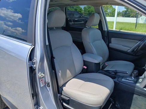 Used 2017 Subaru Forester 2.5i Limited AWD/4WD image 29