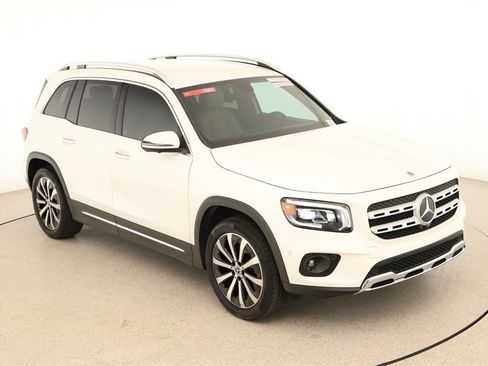 Used 2021 Mercedes-Benz GLB 250 image 34