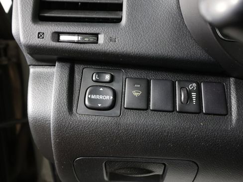 Used 2010 Toyota Highlander SE AWD/4WD image 28