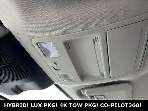 New 2025 Ford Maverick XLT w/ Equipment Group 301A image 19