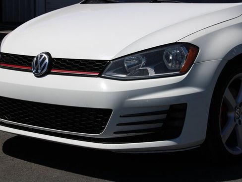 Used 2017 Volkswagen GTI S FWD image 12