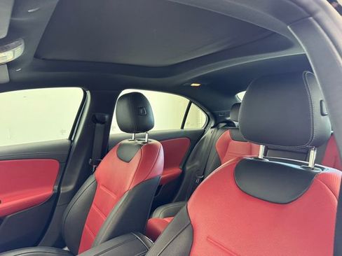 Used 2022 Mercedes-Benz A 220 image 5