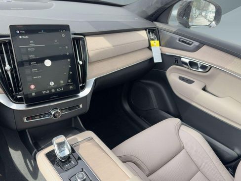 New 2026 Volvo XC90 T8 Ultra w/ Lounge Package AWD/4WD image 30