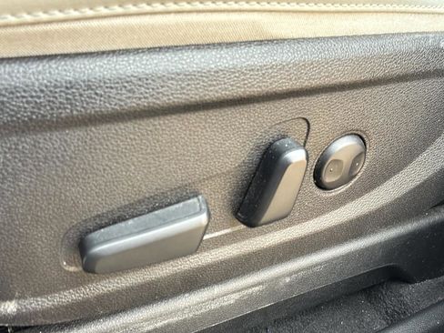 Used 2022 Kia Telluride S AWD/4WD image 23