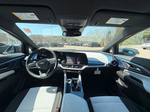 New 2026 Chevrolet Equinox EV LT AWD/4WD image 26