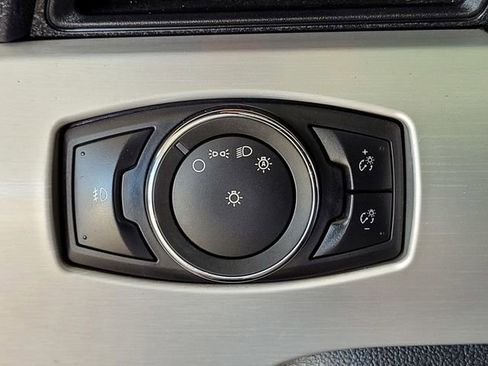 Used 2017 Ford Mustang Premium image 11