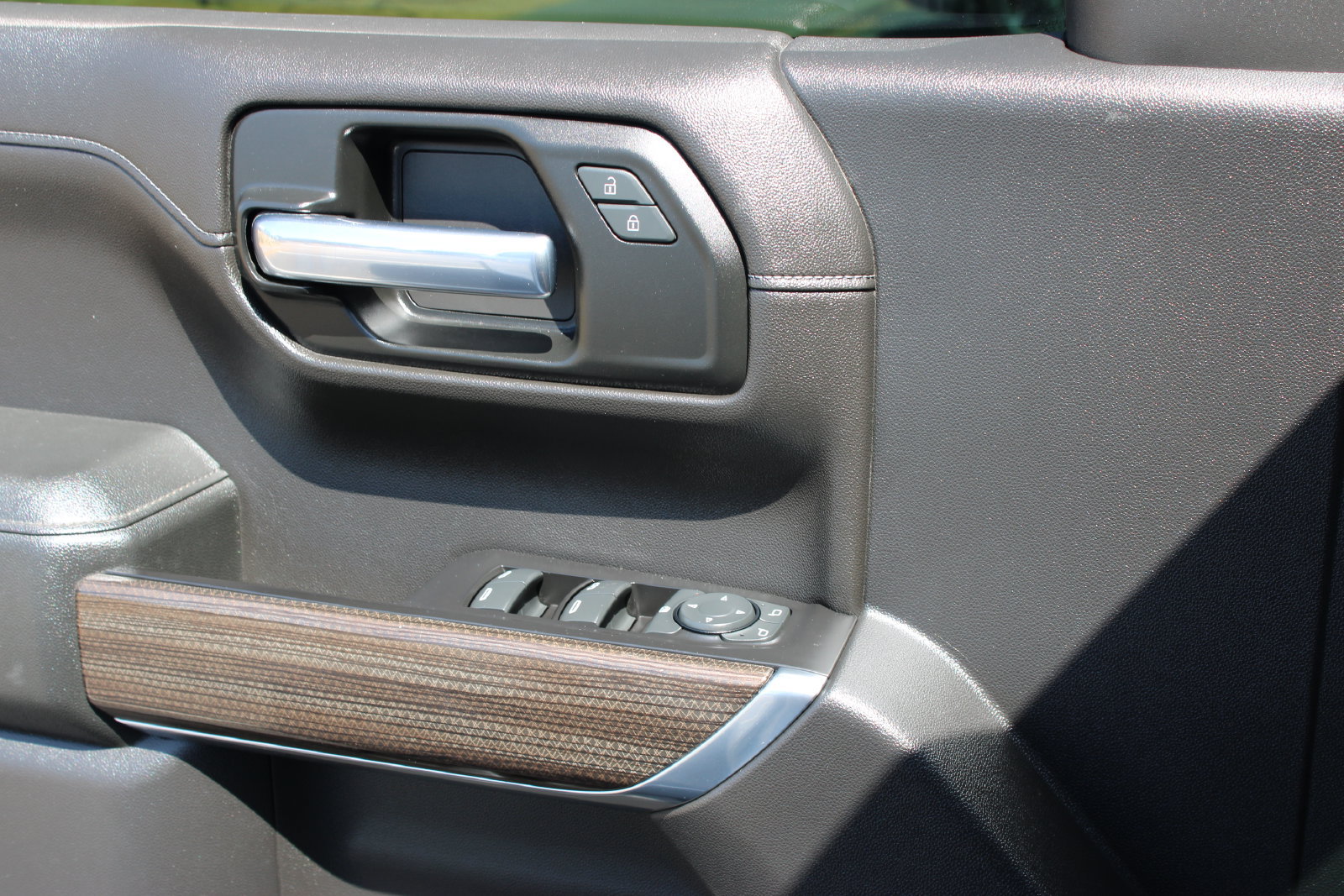 Used 2019 Chevrolet Silverado 1500 RST w/ All-Star Edition AWD/4WD image 24