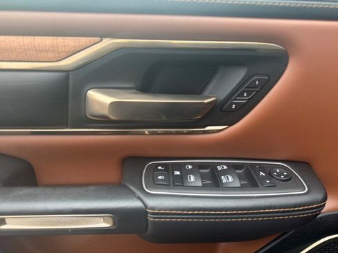 Used 2023 RAM 1500 Limited w/ Bed Utility Group image 23