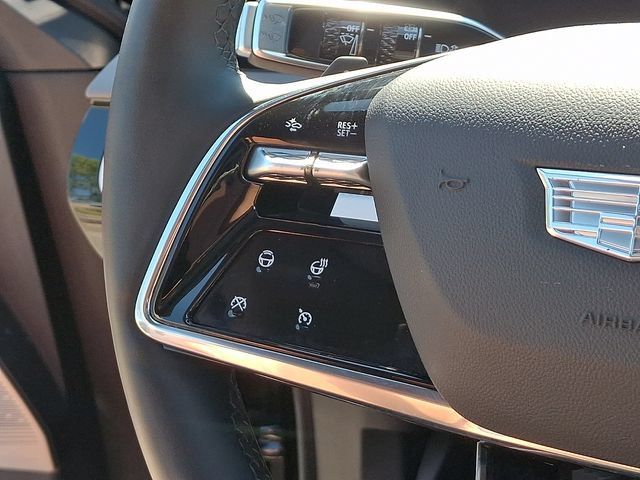 Certified 2025 Cadillac Optiq Sport 2 AWD/4WD image 20
