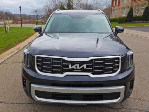 Used 2025 Kia Telluride S image 10