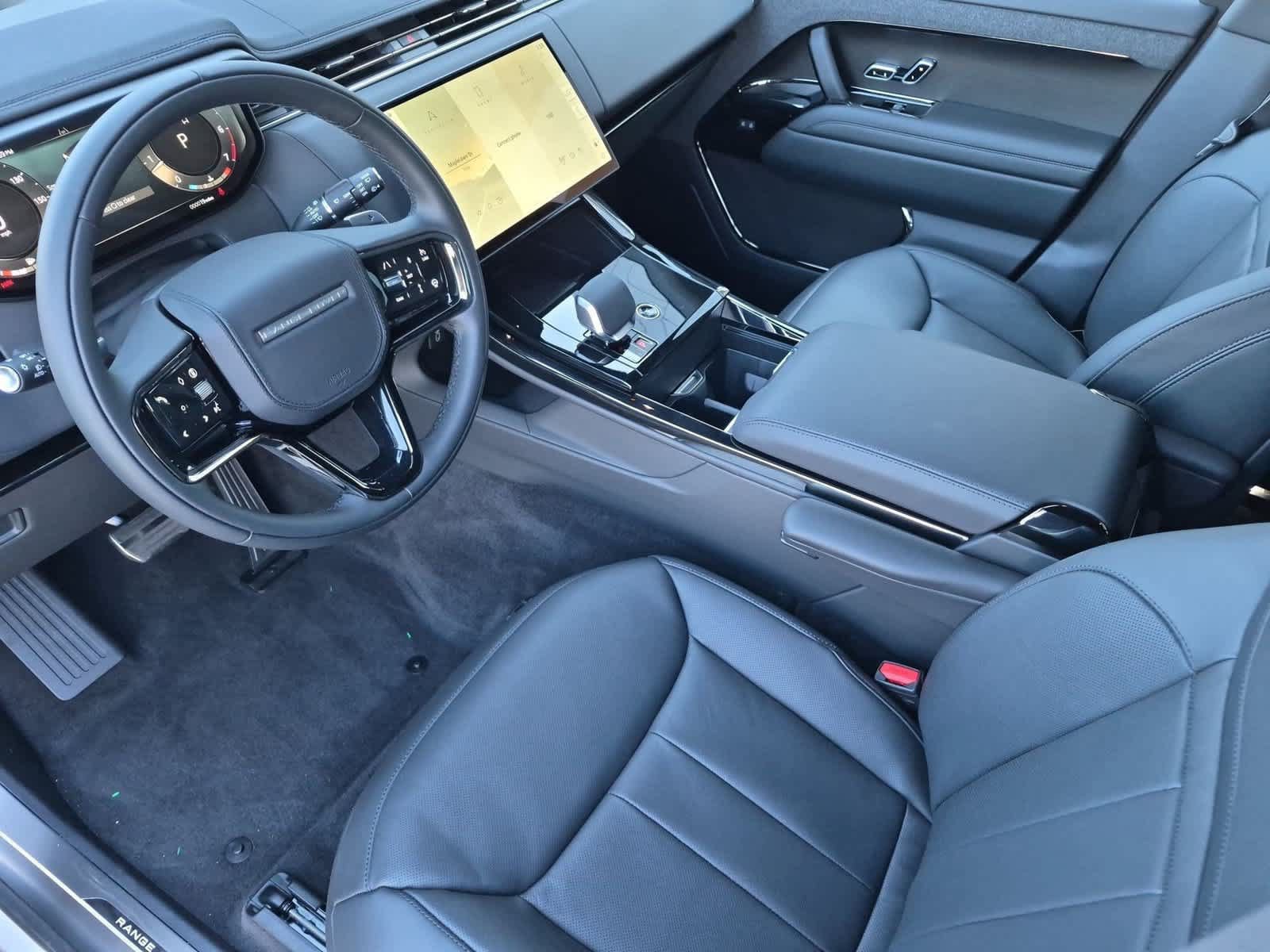 New 2027 Land Rover Range Rover Sport Dynamic SE AWD/4WD image 2