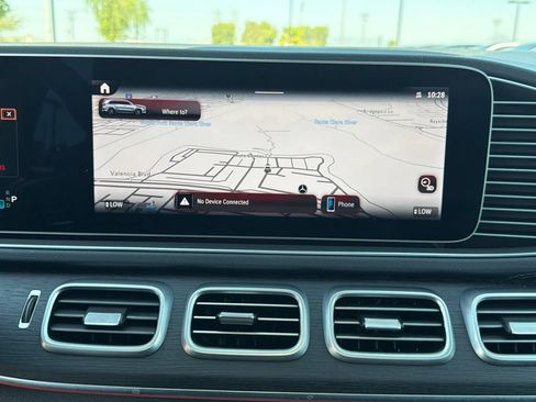 Used 2024 Mercedes-Benz GLS 450 4MATIC image 29