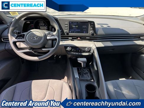 Used 2021 Hyundai Elantra SEL w/ Cargo Package FWD image 10