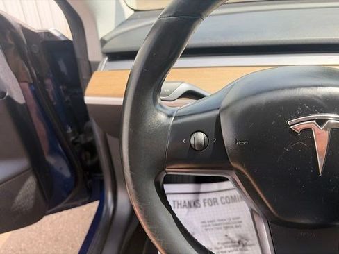 Used 2018 Tesla Model 3 Long Range RWD image 15