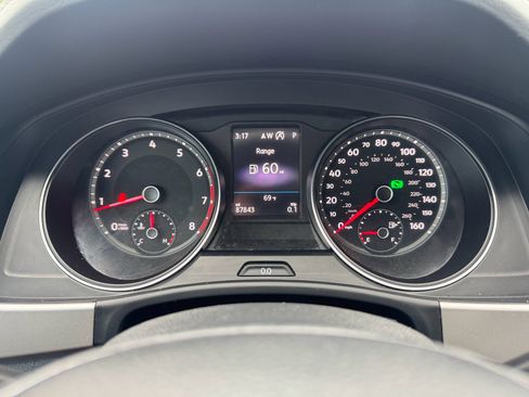 Used 2019 Volkswagen Atlas SE FWD image 17