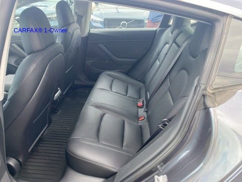 Used 2018 Tesla Model 3 Long Range image 12
