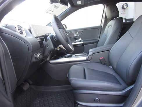 New 2026 Mercedes-Benz GLA 250 4MATIC image 9