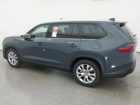 New 2026 Toyota Grand Highlander Limited image 37