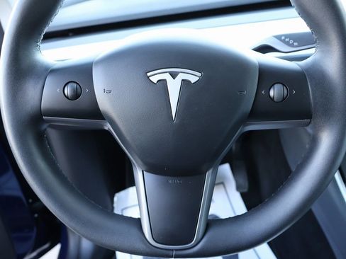 Used 2020 Tesla Model Y Long Range image 27