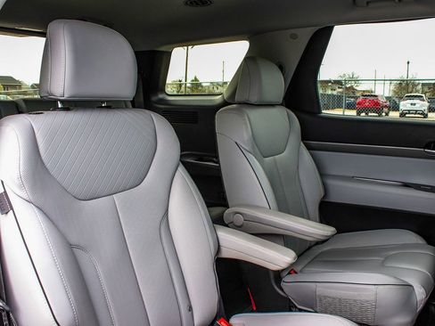 Used 2025 Hyundai Palisade SEL image 41