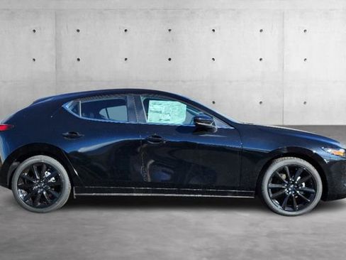Used 2025 MAZDA MAZDA3 s Sport image 19