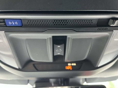 Used 2025 Subaru Forester Sport w/ Popular Package #1 AWD/4WD image 16