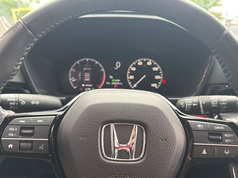 Used 2024 Honda CR-V EX-L image 7