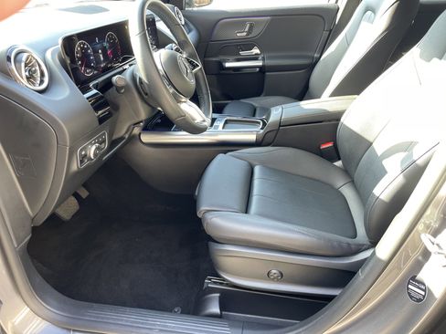 Certified 2025 Mercedes-Benz GLA 250 image 19