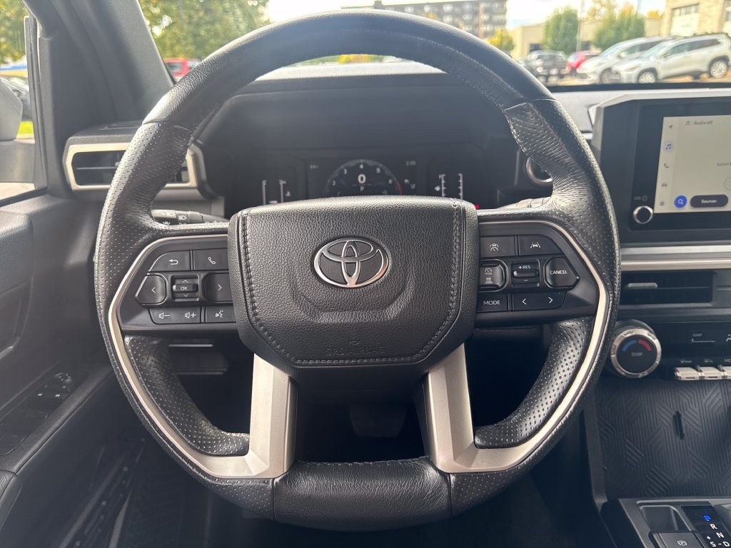 Certified 2025 Toyota 4Runner SR5 AWD/4WD image 14