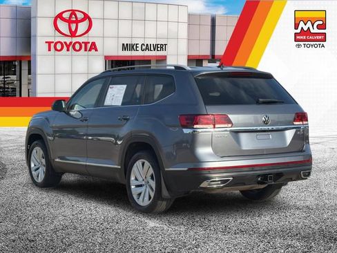 Used 2021 Volkswagen Atlas SEL AWD/4WD image 3