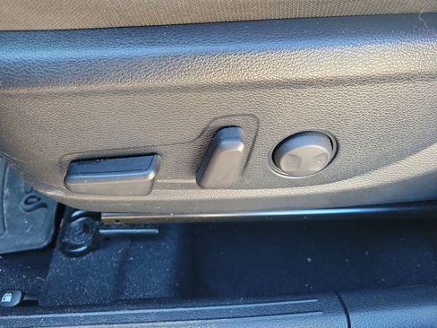 Certified 2022 Kia Seltos SX image 23