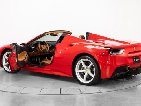 Certified 2019 Ferrari 488 Spider RWD image 55