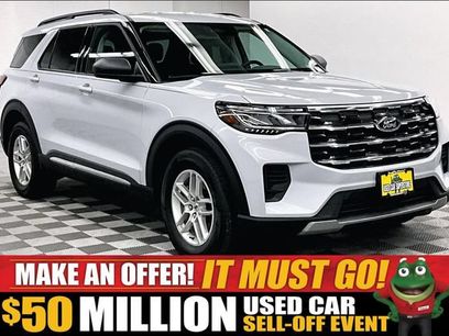 Used 2025 Ford Explorer Active
