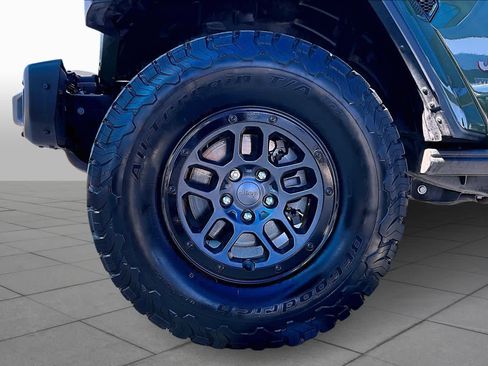 Used 2023 Jeep Wrangler Unlimited Rubicon w/ Xtreme 35 Tire Package image 11