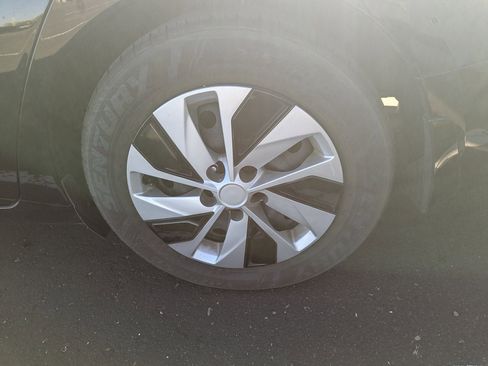 Used 2024 Nissan Altima 2.5 S image 7