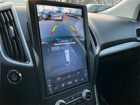 Used 2024 Ford Edge SEL image 24