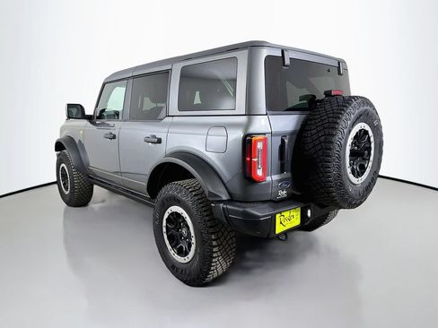 Used 2023 Ford Bronco Badlands w/ Sasquatch Package AWD/4WD image 8