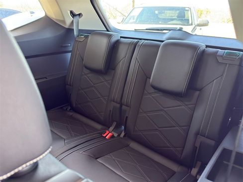 New 2026 Volkswagen Atlas SE image 29