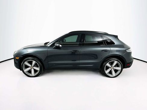 Used 2026 Porsche Macan image 2