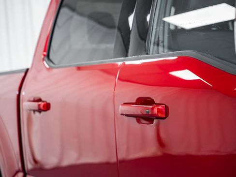 Used 2022 Ford F150 Lariat w/ Equipment Group 502A High image 17