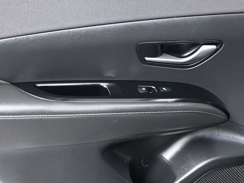 Used 2023 Hyundai Tucson Limited AWD/4WD image 10