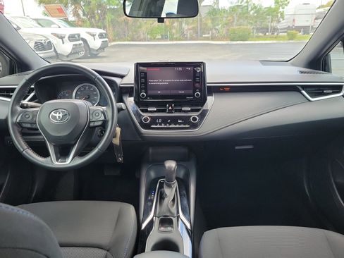 Used 2022 Toyota Corolla SE image 16