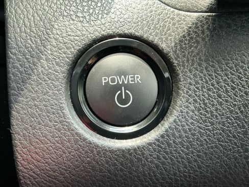 Used 2026 Toyota Camry XLE w/ Premium Plus Package FWD image 28