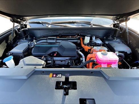 New 2025 Hyundai Santa Fe Calligraphy image 12