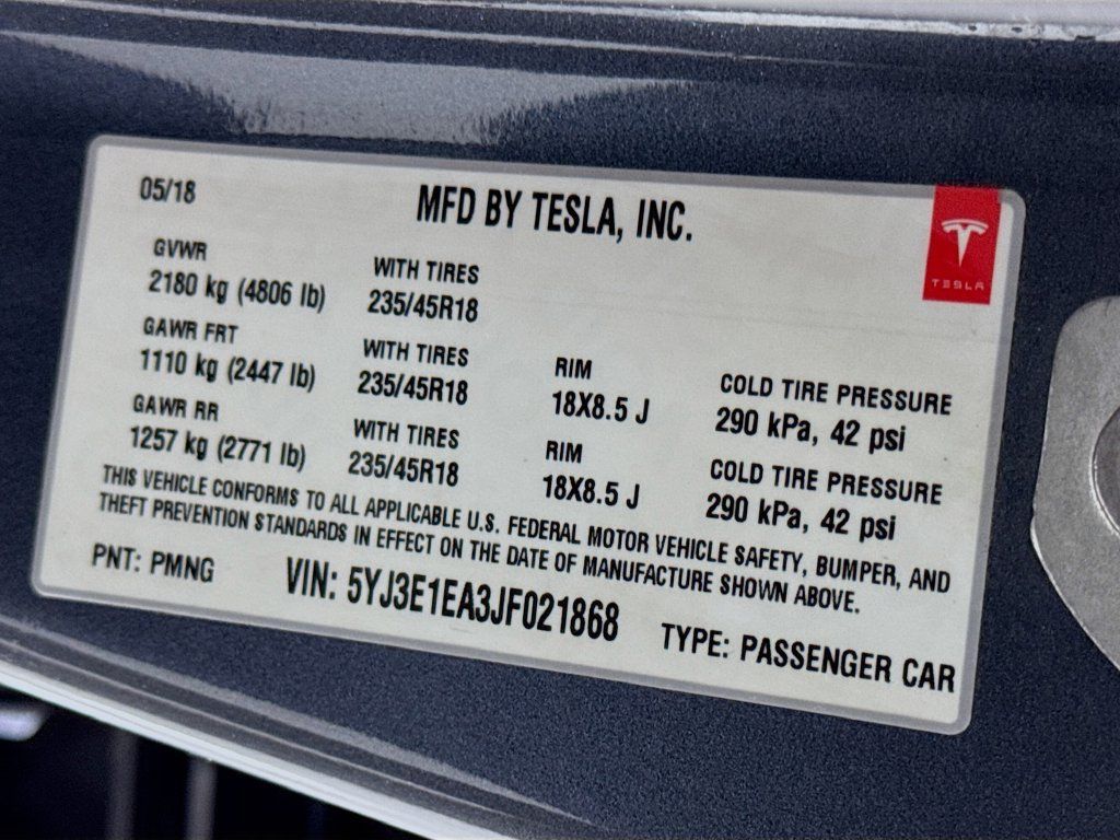 Used 2018 Tesla Model 3 Mid Range RWD image 58