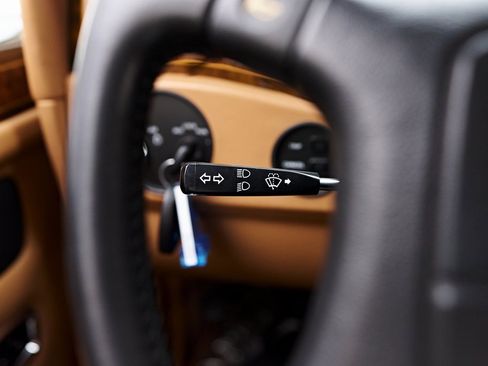 Used 1990 Rolls-Royce Silver Spur image 77