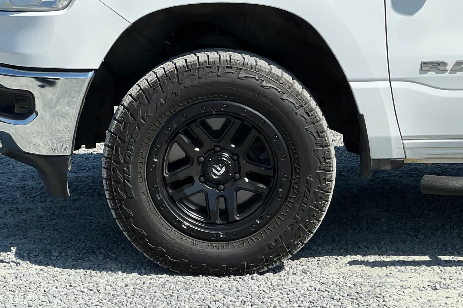 Used 2020 RAM 1500 Big Horn AWD/4WD image 12