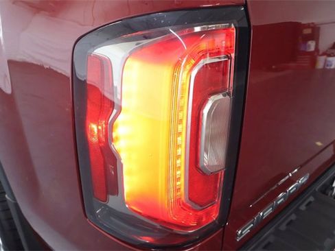 Used 2018 GMC Sierra 1500 Denali w/ Denali Ultimate Package image 45